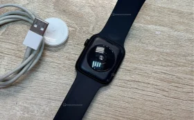 Часы Apple Watch Series SE gen2 44mm
