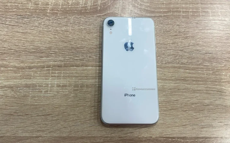 Apple IPhone XR 64Gb.