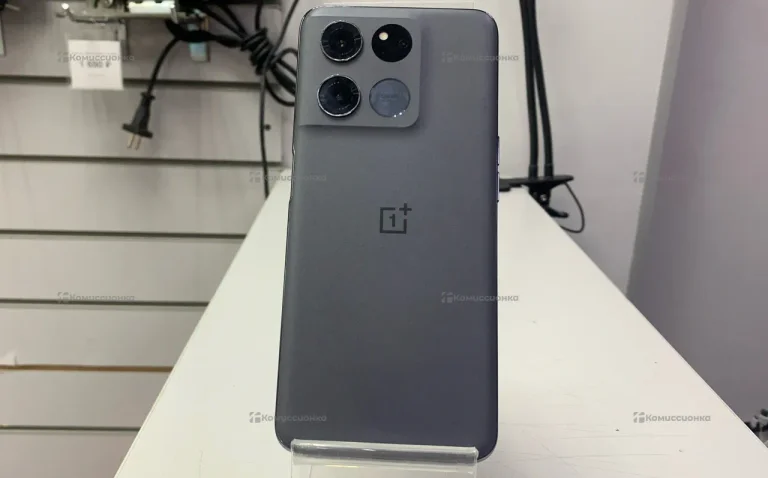 OnePlus Ace Racing Edition 12/256Gb
