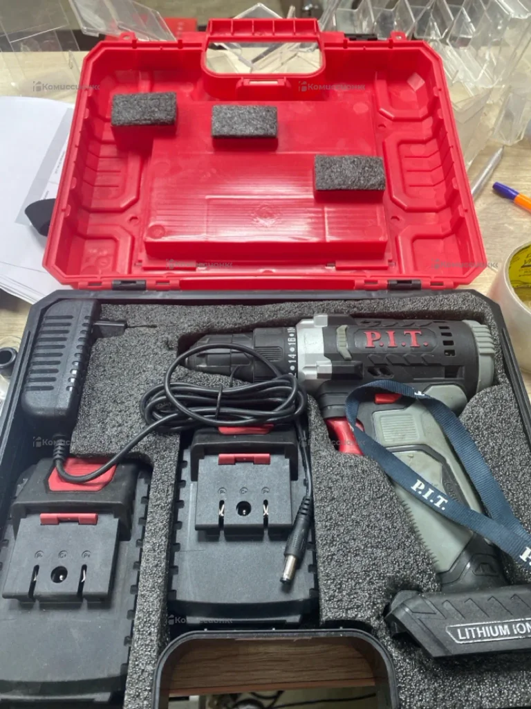 Шуруповерт  PIT