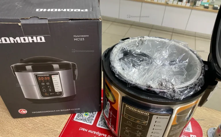 Мультиварка Redmond mc123