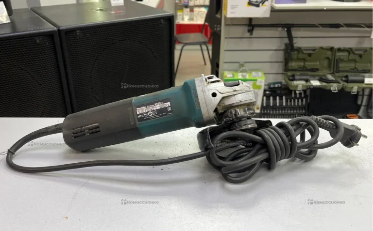 Ушм Makita 9565H
