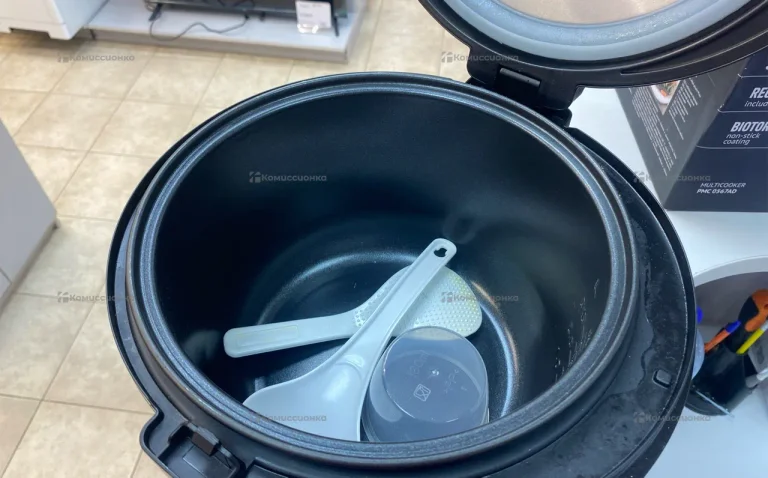 Мультиварка  Polaris PMC 0567AD