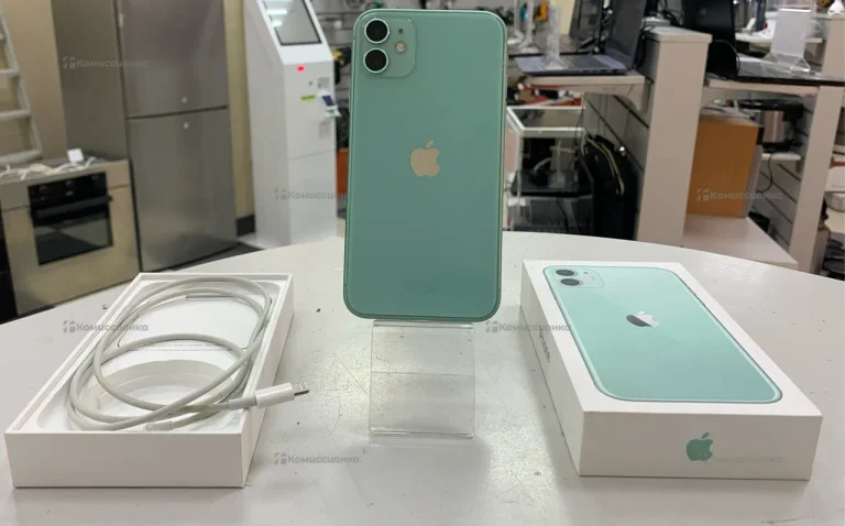 Apple iPhone 11 4/64 ГБ