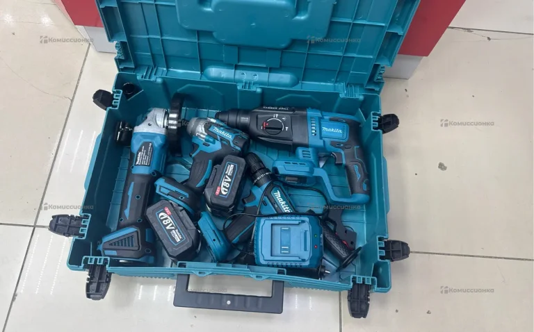 Набор инструментов Makita 4 в 1