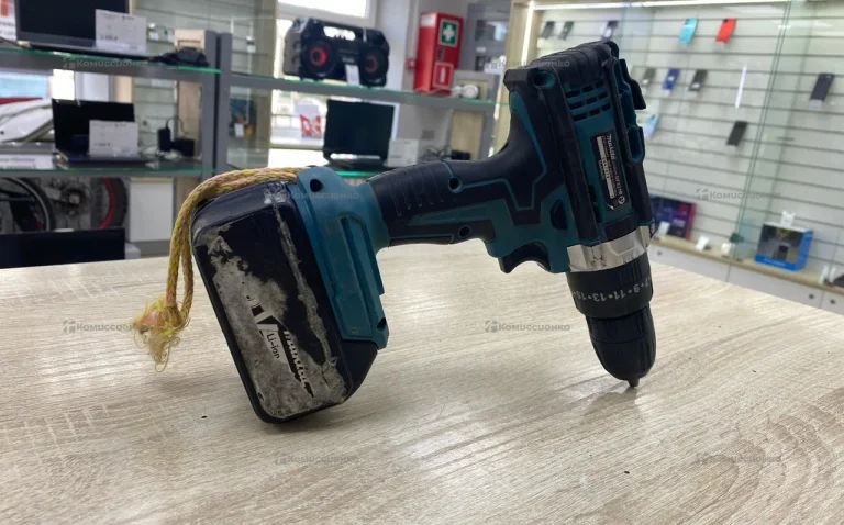 Дрель-шуруповёрт Makita DF331D (реплика)