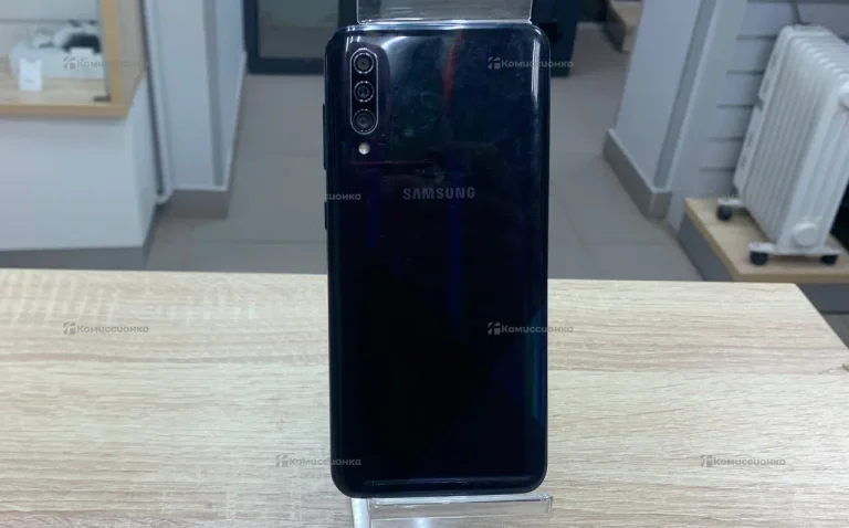 Samsung Galaxy A30s 4/64 ГБ