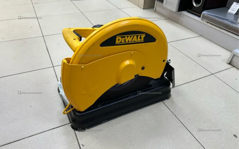 Монтажная пила DeWALT D28730