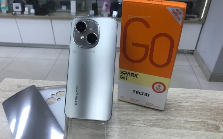 Tecno Spark Go 1 3/64 ГБ