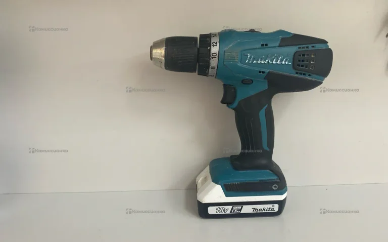 Аккумуляторный дрель Шруповерт Makita DF457D