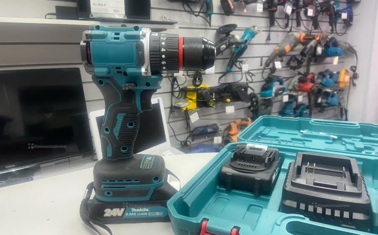 Makita  шуруповерт реплика