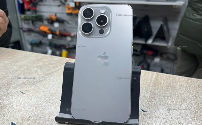 Apple iPhone 15 Pro 8/128 ГБ