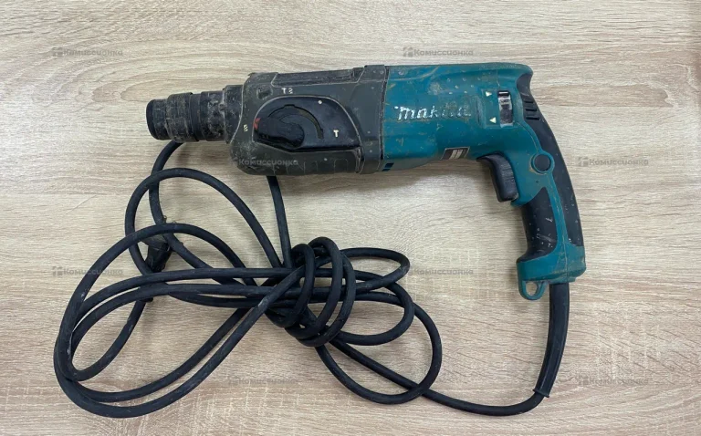 Перфоратор makita HR2470