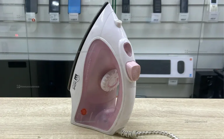 Утюг home element he-ir217