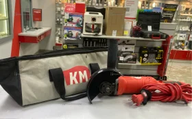 Купить Шлифмашина угловая электрическая КМ AG-901/125 б/у , в Санкт-Петербург Цена:1900рублей