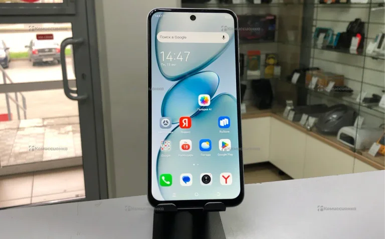Tecno SPARK Go 1 3/64