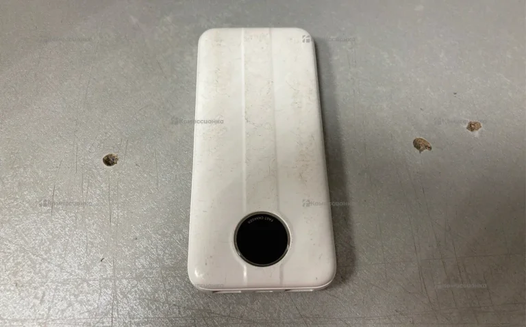 Power Bank  akai be-10004pdw