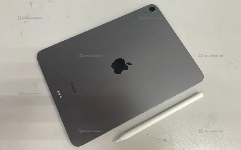 Планшет Apple iPad Air 5 64