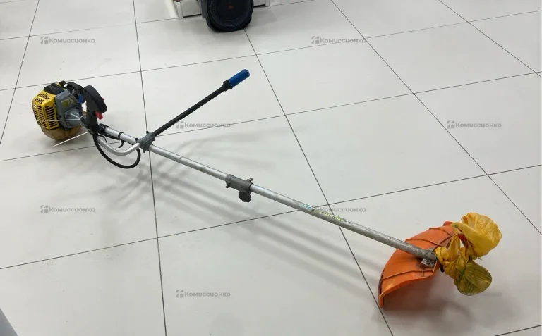 Триммер бензиновый Champion T264