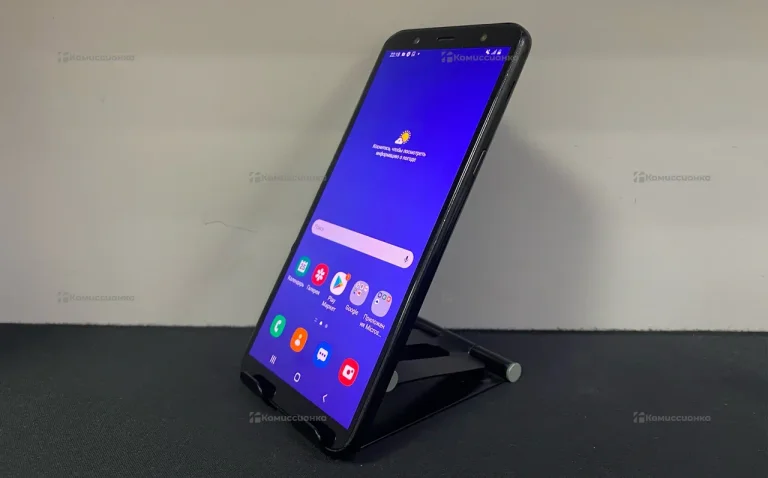 Samsung Galaxy J8 3/32 ГБ