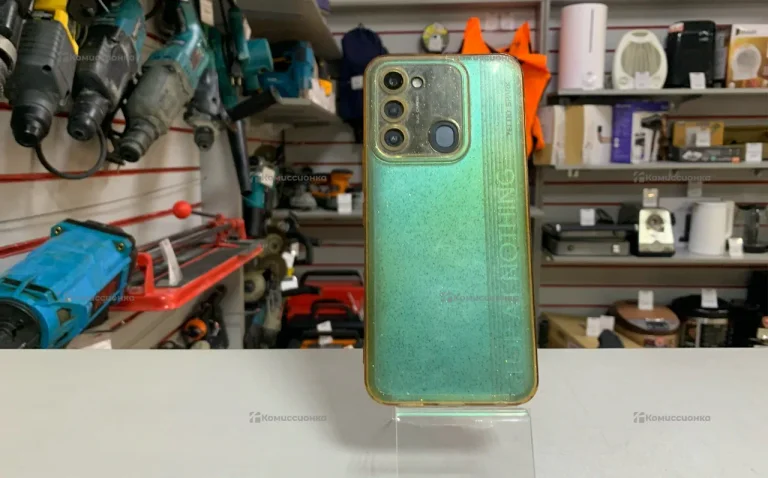 Tecno Spark 8C 4/64 ГБ