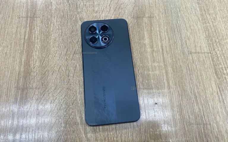 Tecno Spark 30 Pro 8/256 ГБ