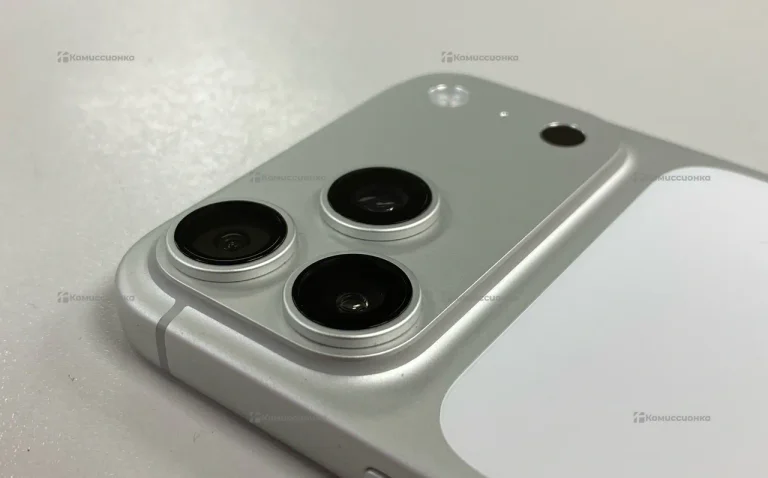 Apple iPhone 17 Pro Max 12/256 ГБ