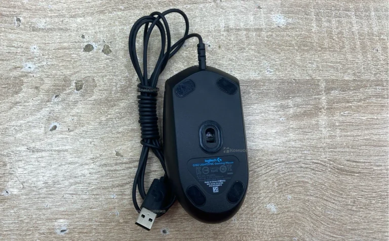 Logitech g102