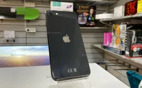 Apple iPhone SE (2020) 3/128 ГБ