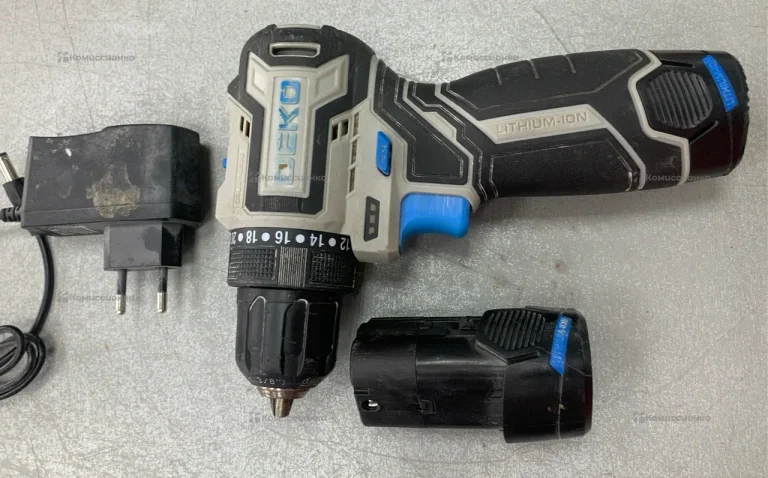 Дрель-шуруповерт Deko Sharker 12V Pro BMC