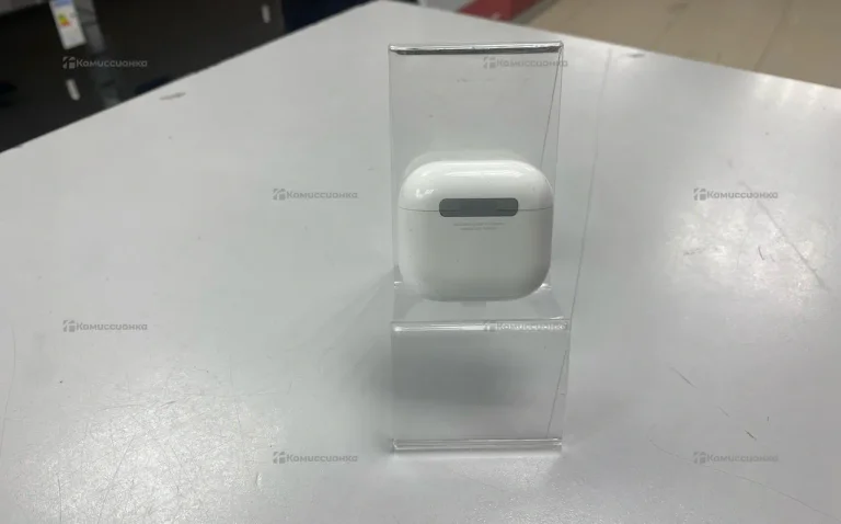 Наушники  AirPods 4