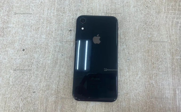 Apple iPhone XR 3/64 ГБ