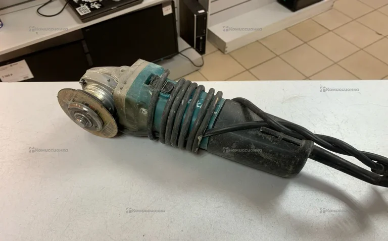 УШМ Makita 9558HNR