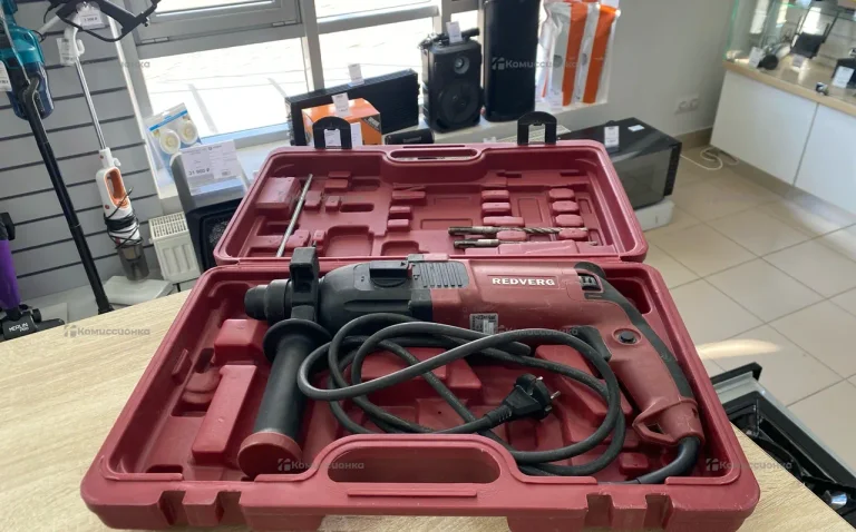 Перфоратор RedVerg RD-RH850