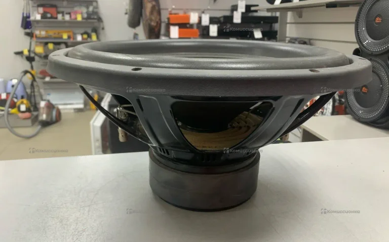 Сабвуфер Swat