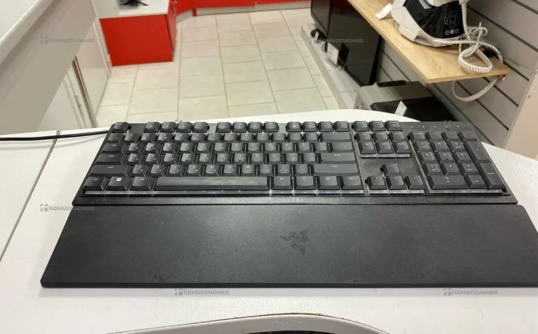 Клавиатура  razer ornata v3 z