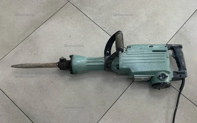 Отбойный молоток Леруа Мерлен МОЭ-1650