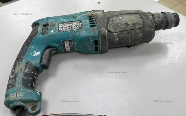 Перфоратор HR2470.