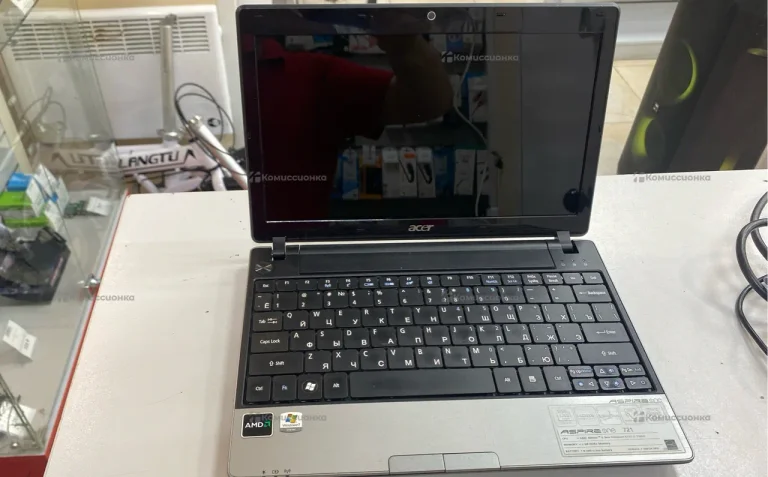 Ноутбук  aspire one 721