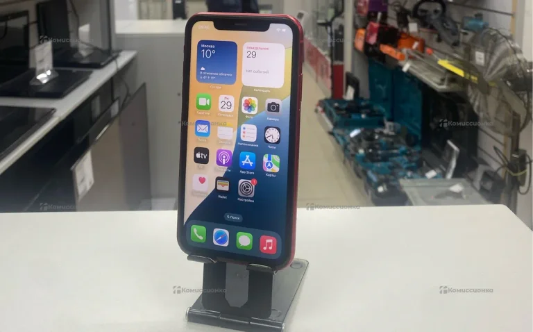 Apple iPhone 11 4/64 ГБ