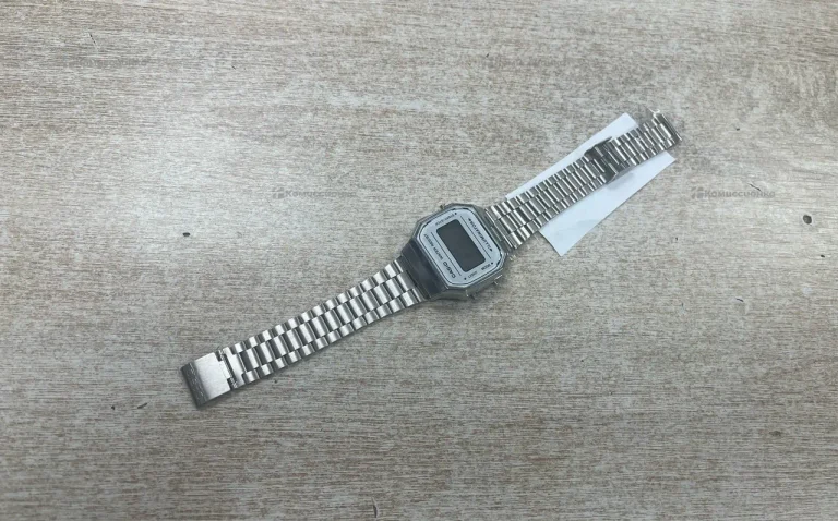 Часы Casio A168