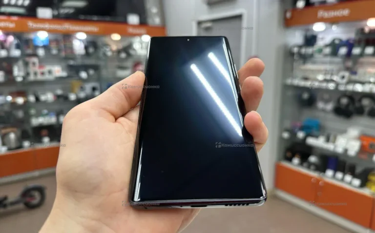 Tecno Camon 30S 6/128 ГБ