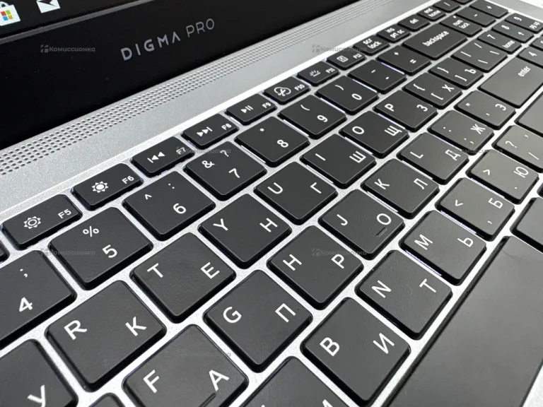 Ноутбук  Digma Pro Fortis M