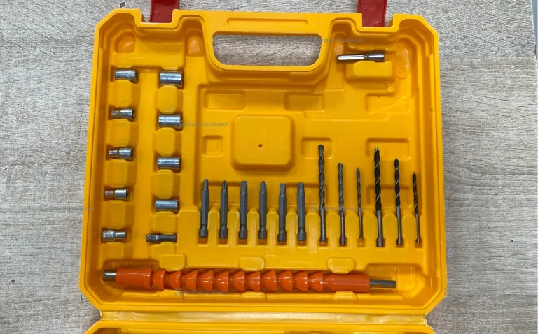 Шуруповерт magnet mg303 18v-2.0 с набором