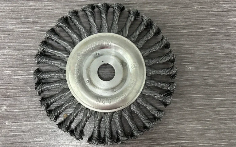 Щетка дисковая Metal standard