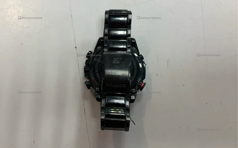 Часы  Casio edifice EQB-500