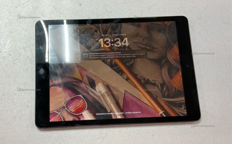 Планшет Apple iPad 8 поколения 32 ГБ