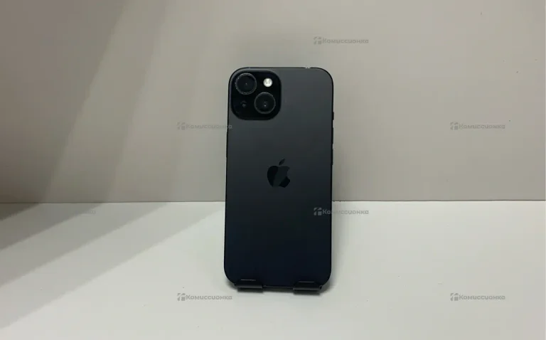 Apple iPhone 15 6/128 ГБ