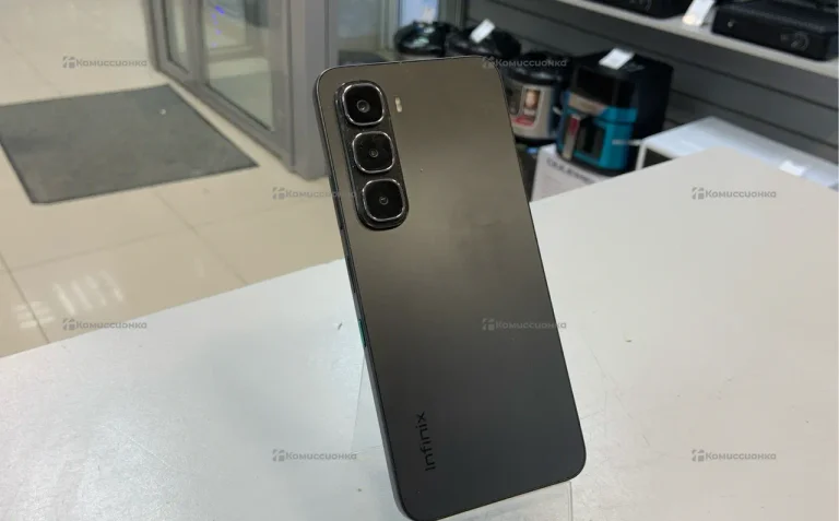 Infinix Hot 40i 4/128 ГБ