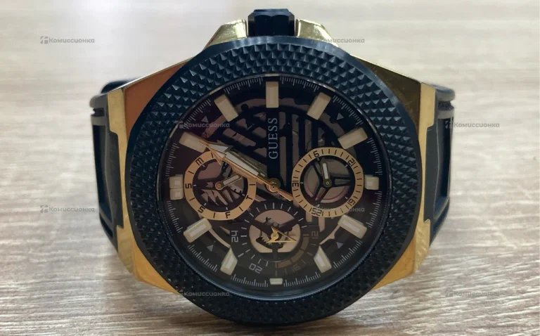 Часы  GUESS GW0577G2